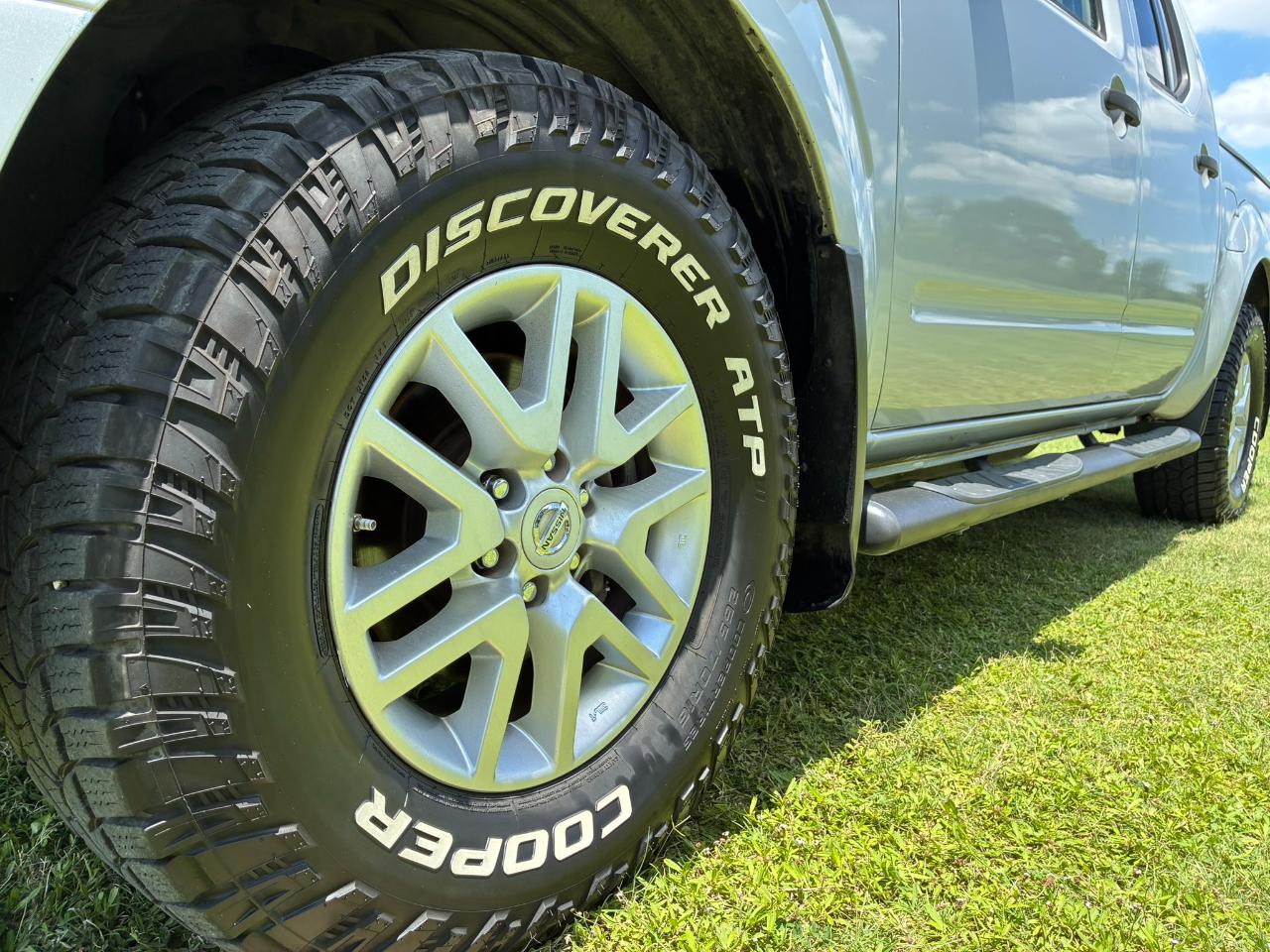 Nissan Frontier S Crew Cab 5AT 2WD 2014