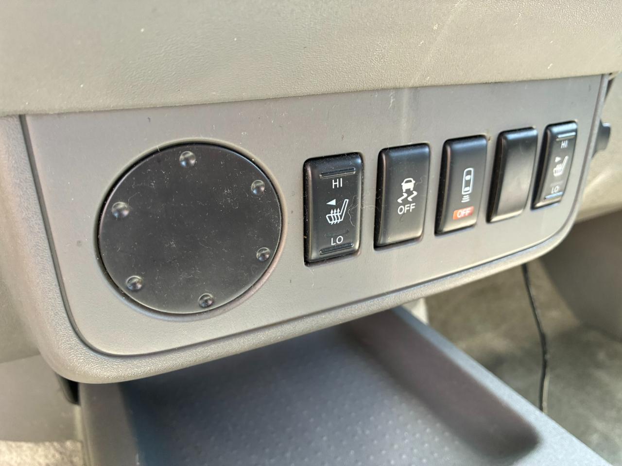 Nissan Frontier S Crew Cab 5AT 2WD 2014