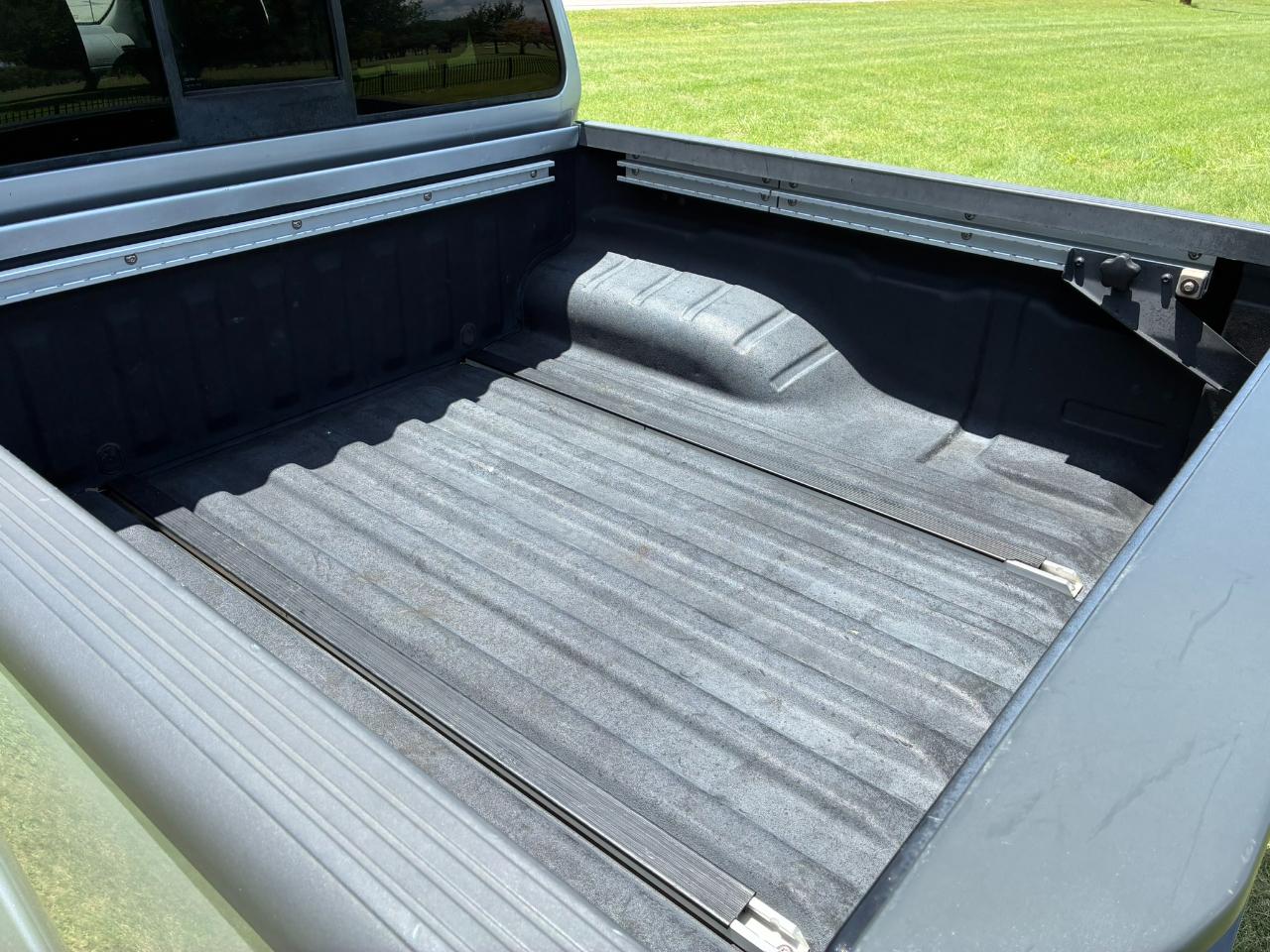 Nissan Frontier S Crew Cab 5AT 2WD 2014