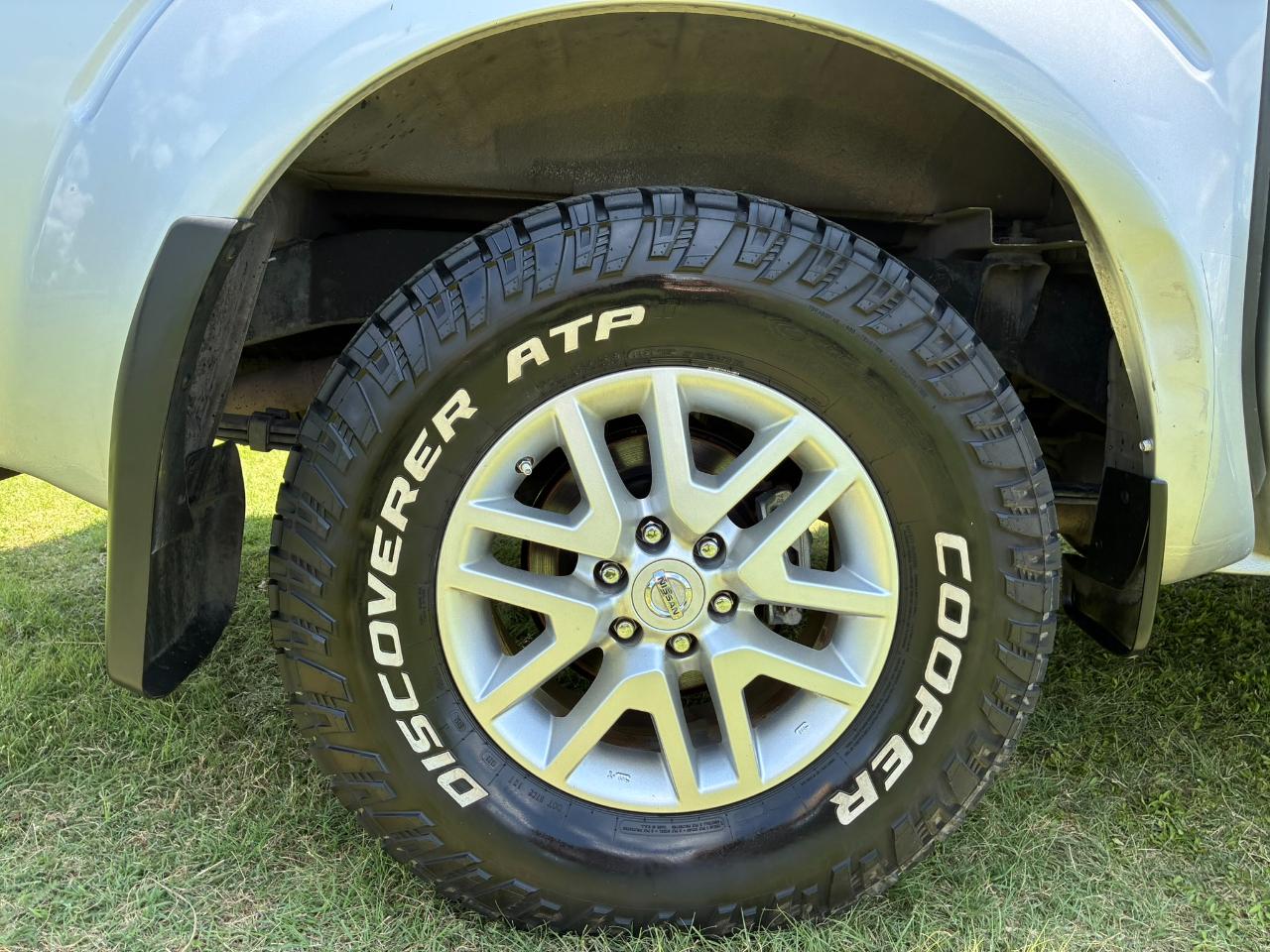 Nissan Frontier S Crew Cab 5AT 2WD 2014