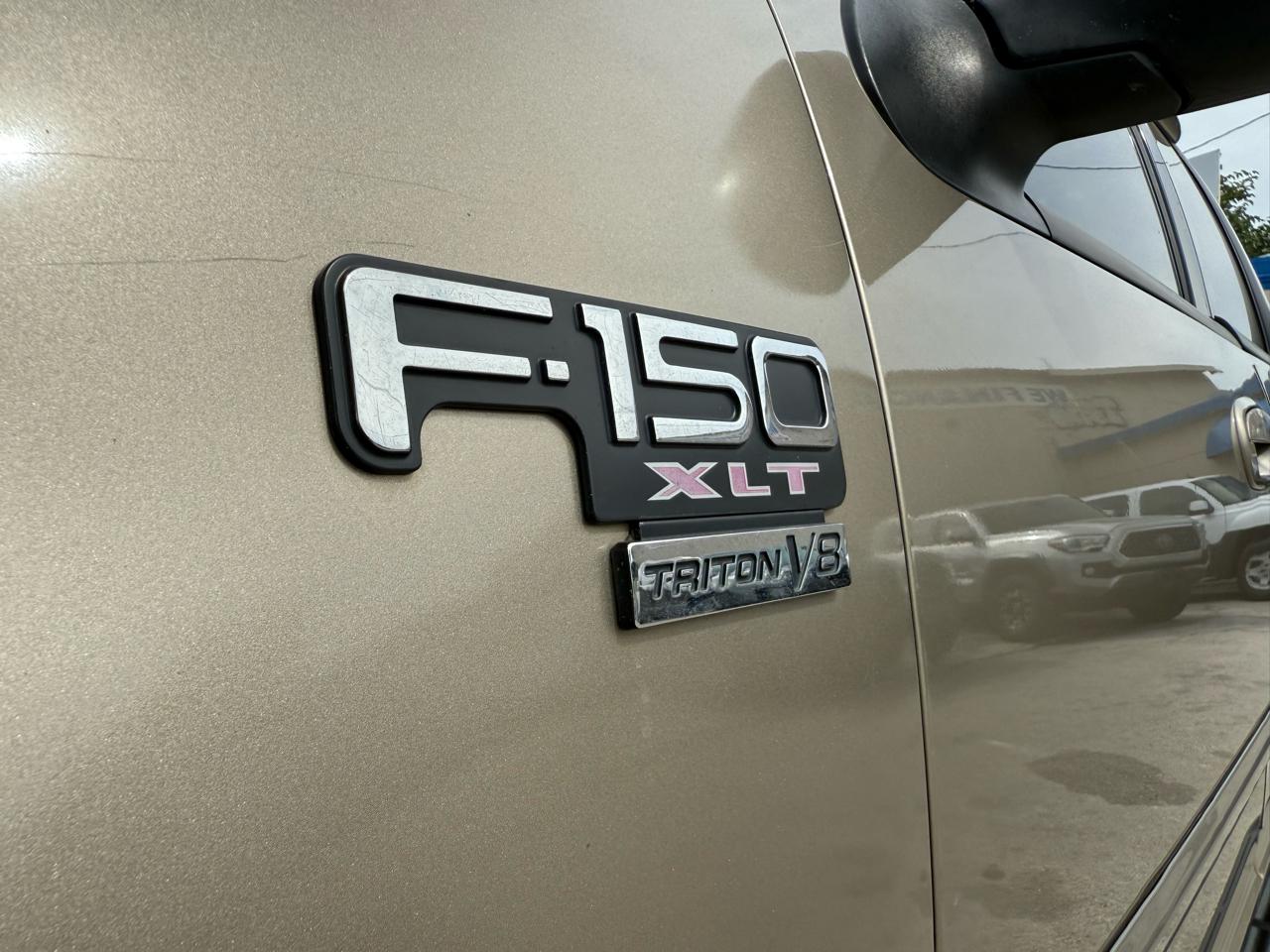 Ford F-150 King Ranch SuperCrew 2WD 2003