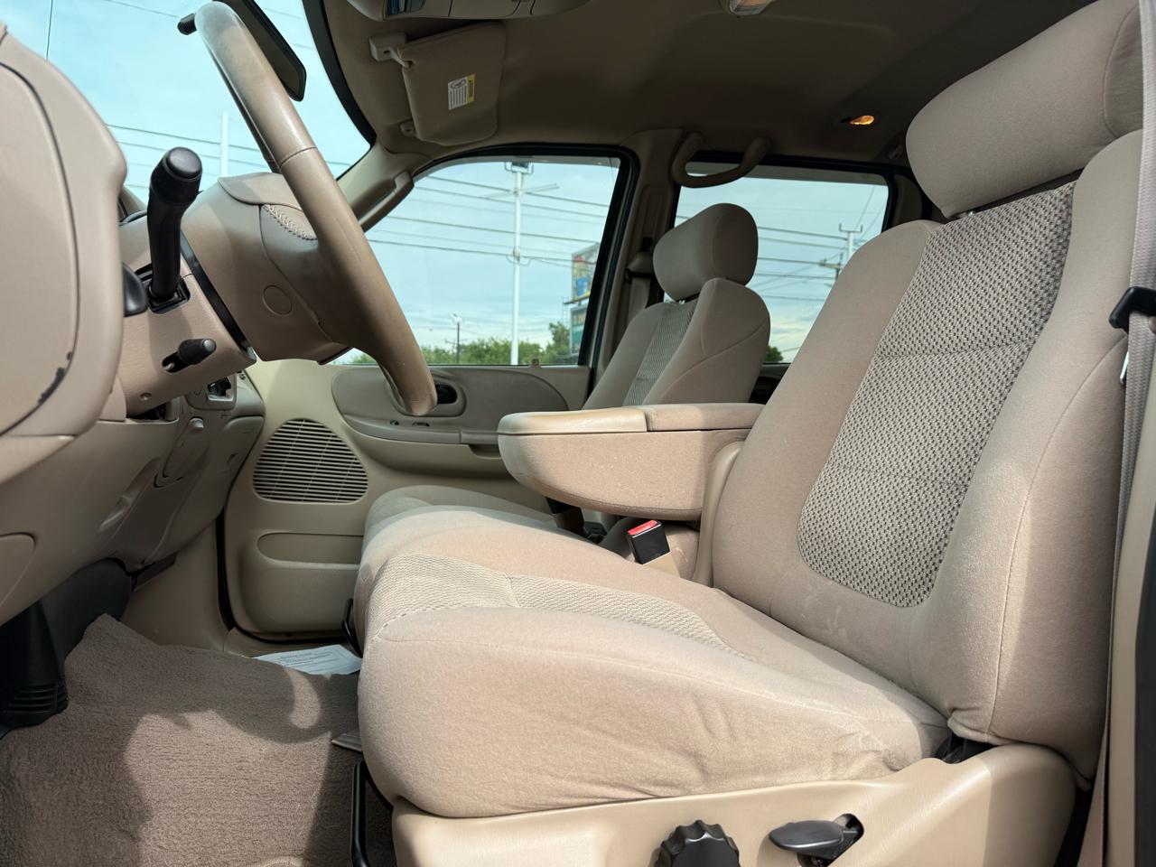 Ford F-150 King Ranch SuperCrew 2WD 2003