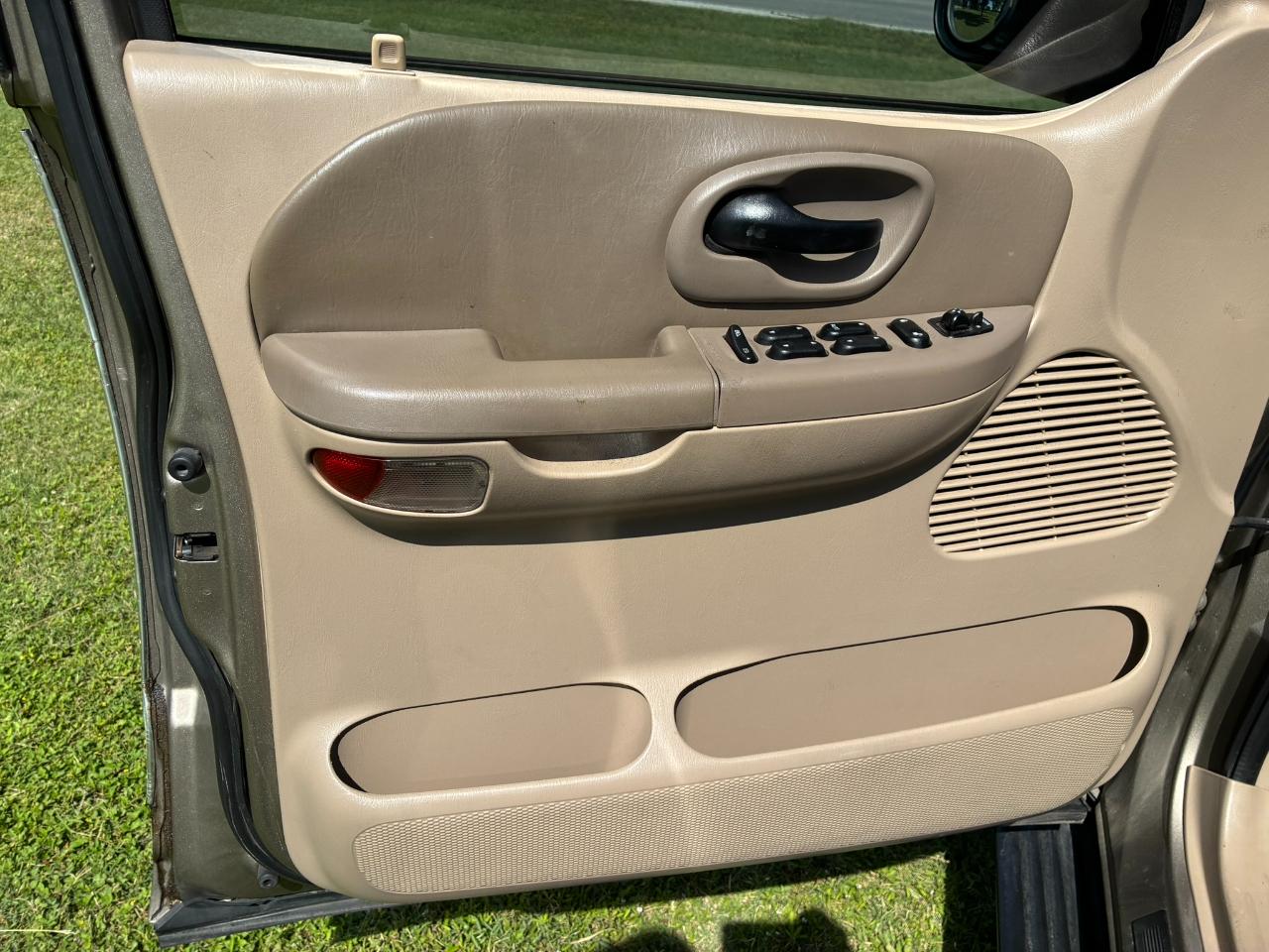 Ford F-150 XLT SuperCrew Short Box 2WD 2003