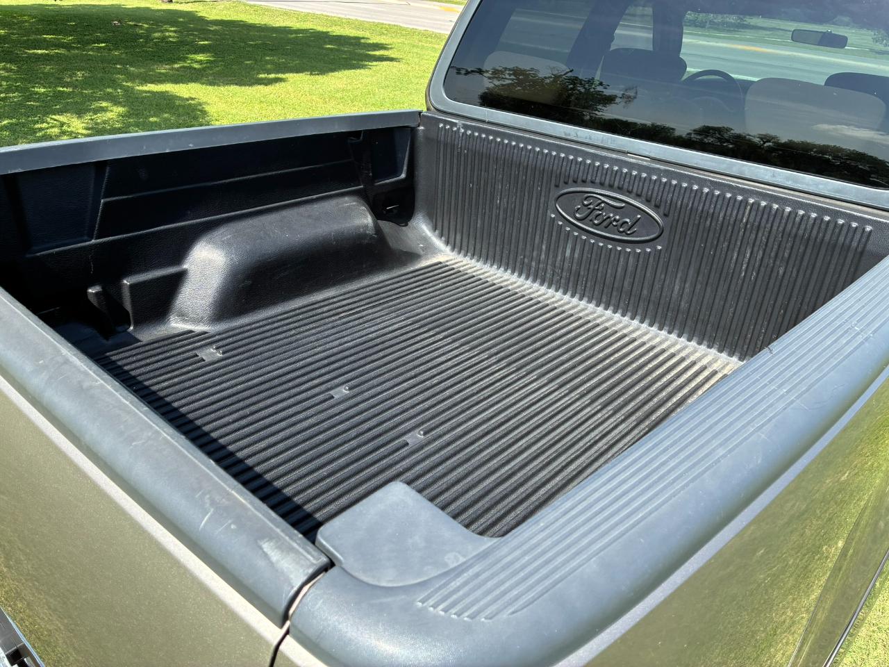 Ford F-150 XLT SuperCrew Short Box 2WD 2003
