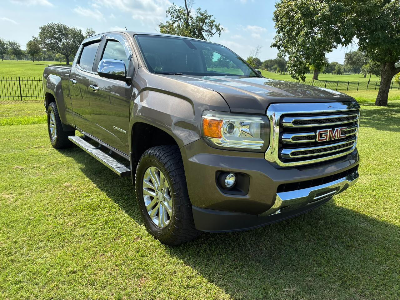 GMC Canyon SLT Crew Cab 4WD Short Box 2015
