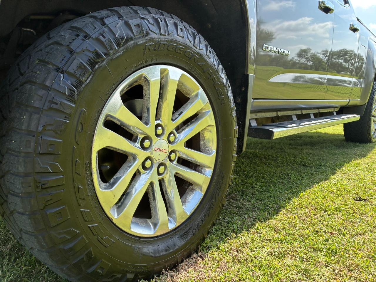 GMC Canyon SLT Crew Cab 4WD Short Box 2015