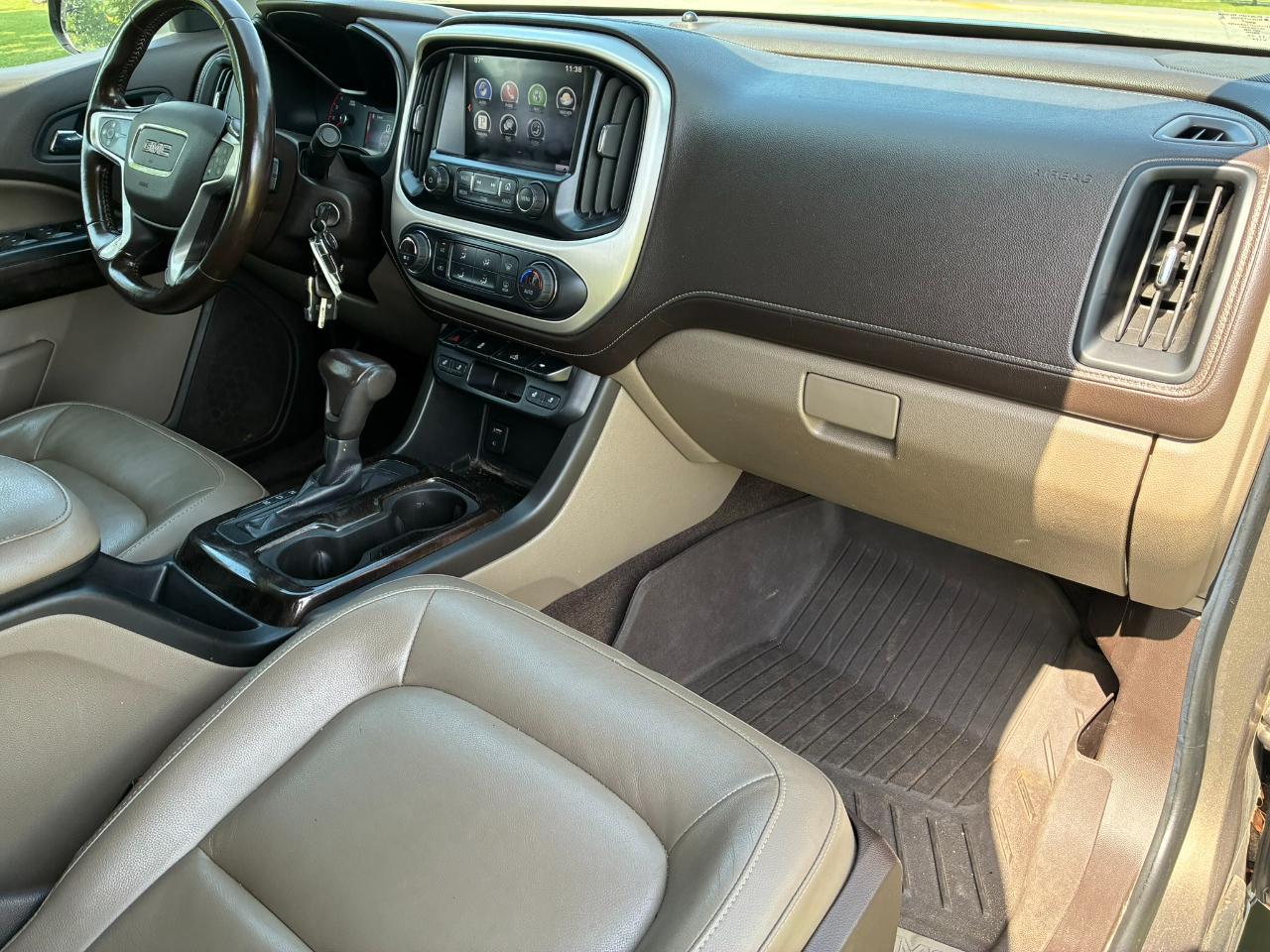 GMC Canyon SLT Crew Cab 4WD Short Box 2015