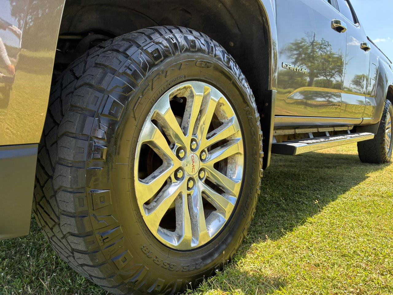 GMC Canyon SLT Crew Cab 4WD Short Box 2015