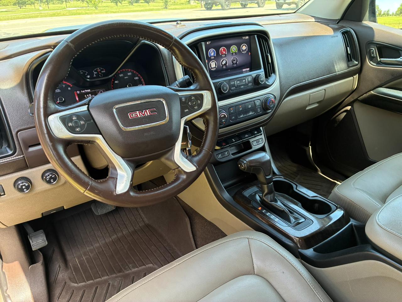 GMC Canyon SLT Crew Cab 4WD Short Box 2015
