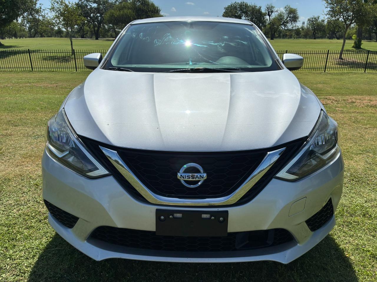 Nissan Sentra S CVT 2019