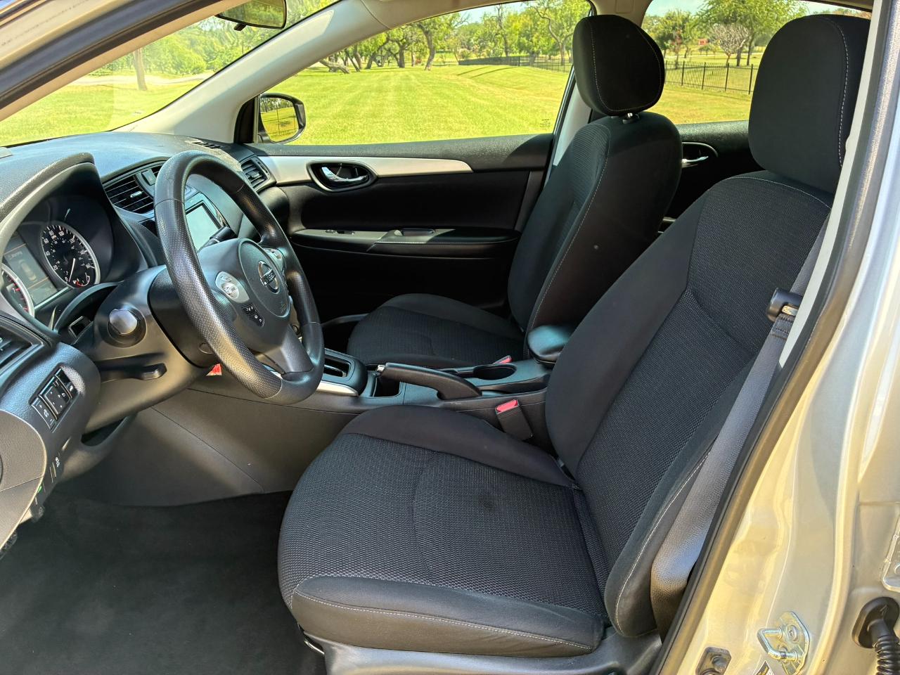 Nissan Sentra S CVT 2019