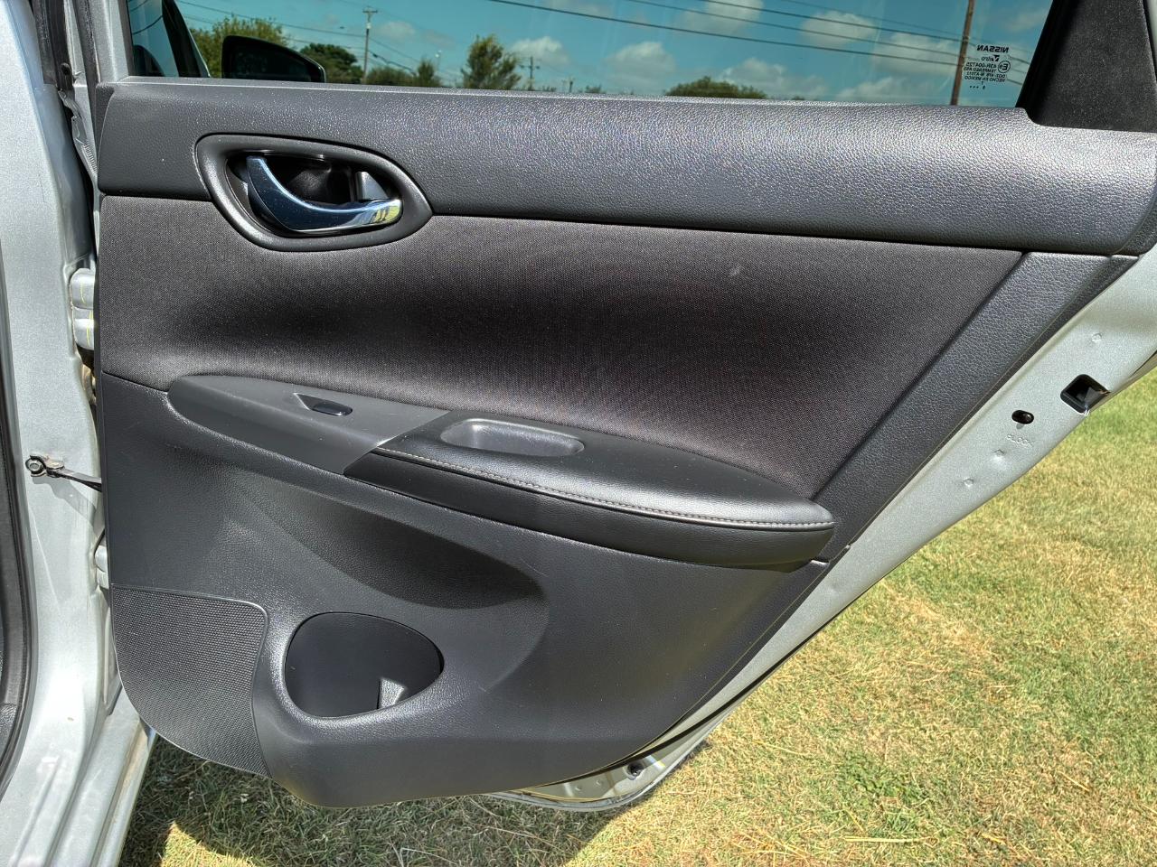 Nissan Sentra S CVT 2019