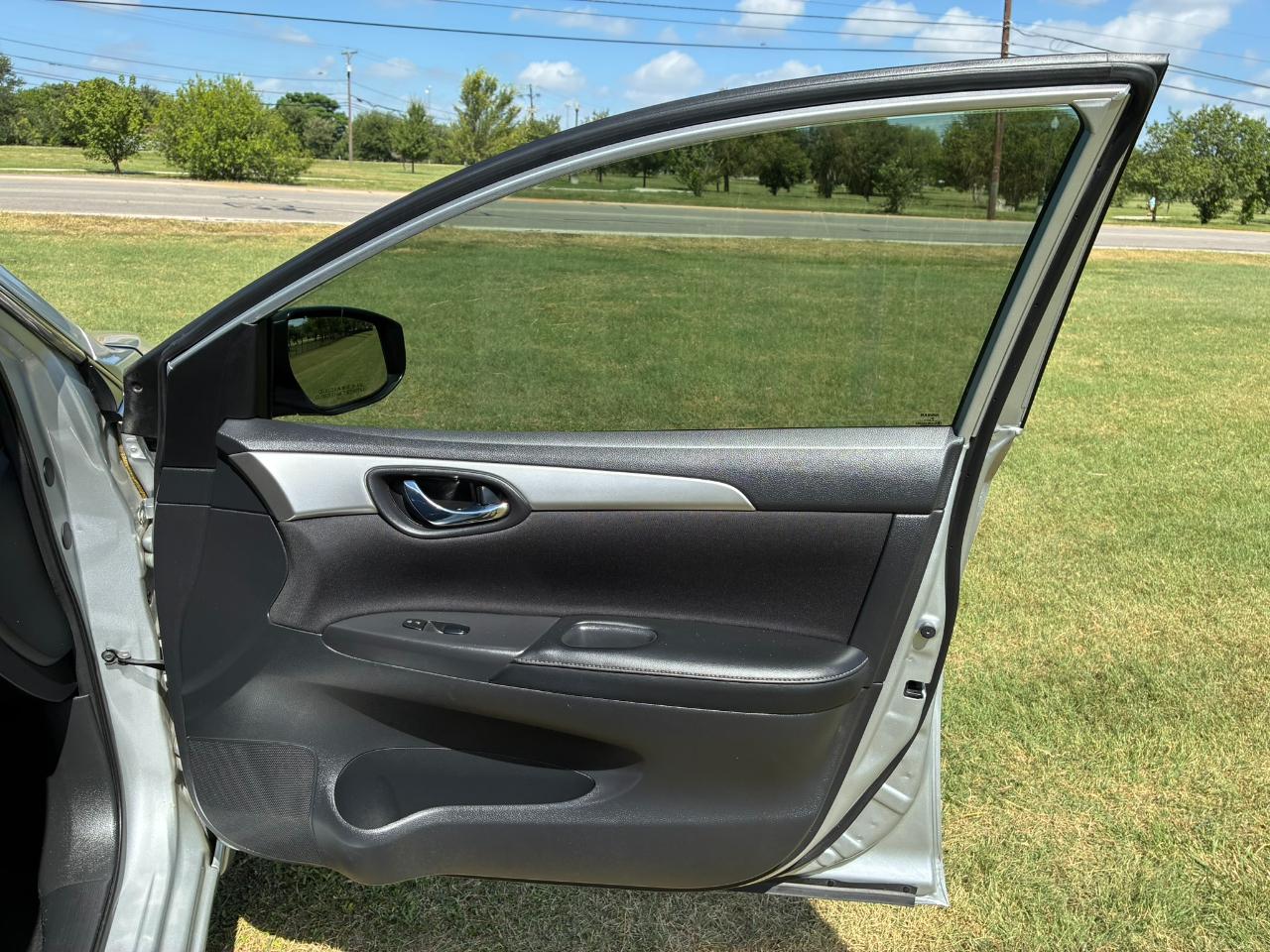 Nissan Sentra S CVT 2019