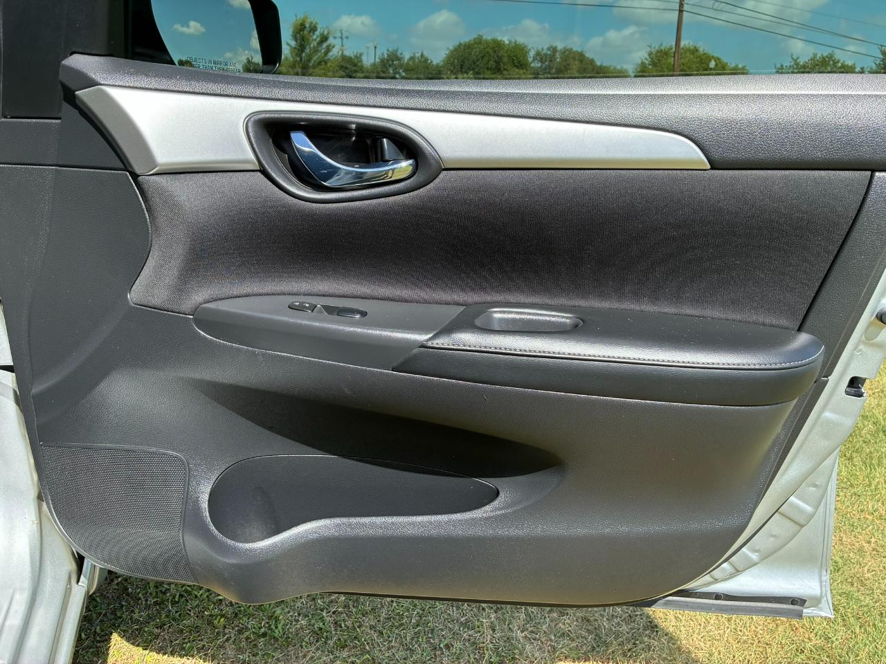 Nissan Sentra S CVT 2019