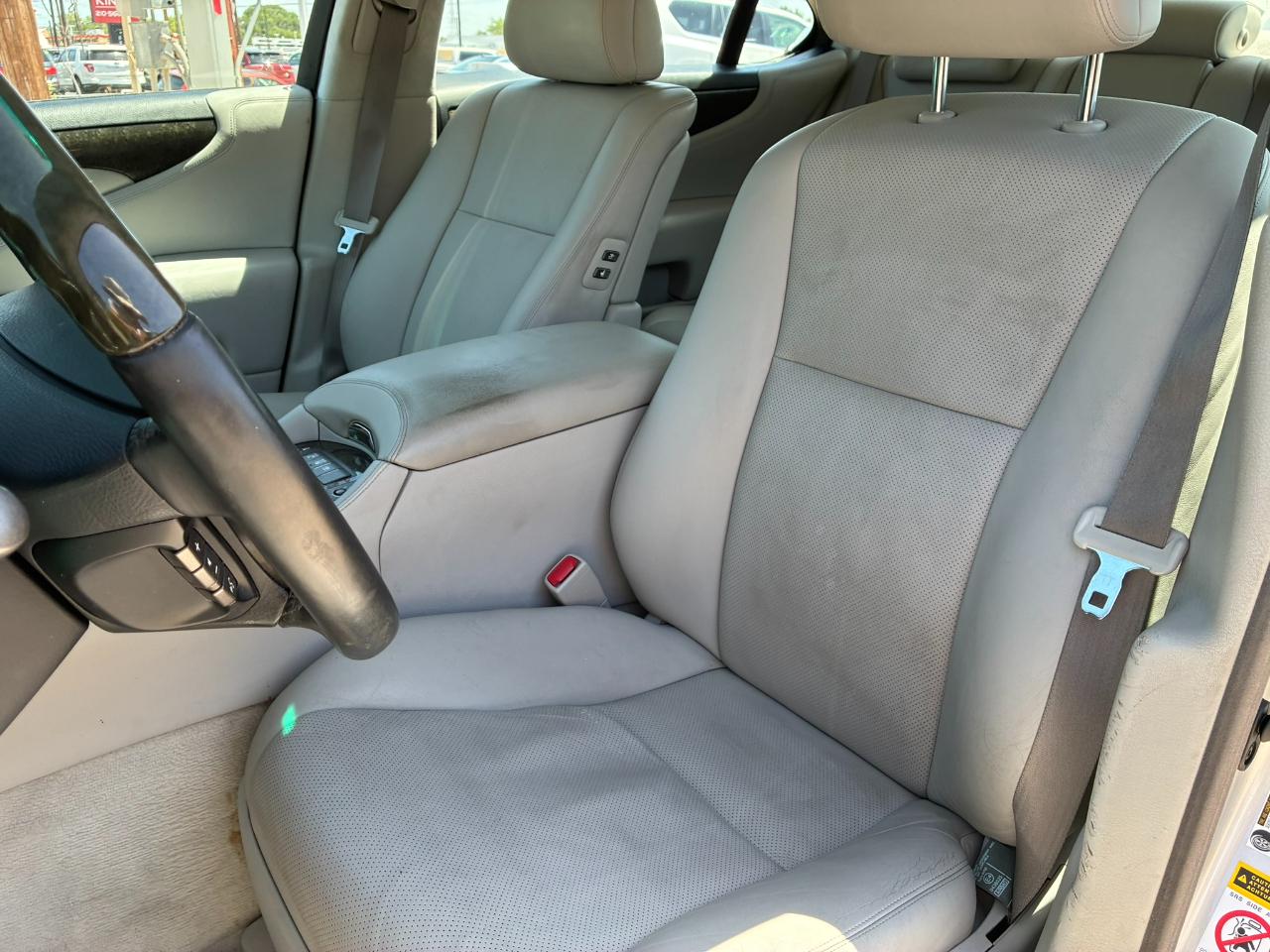 Lexus LS 460 L Luxury Sedan 2007