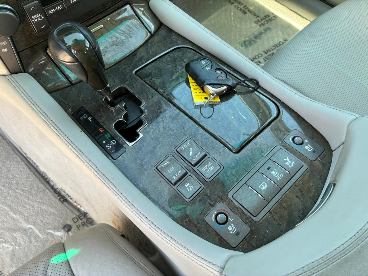 Lexus LS 460 L Luxury Sedan 2007