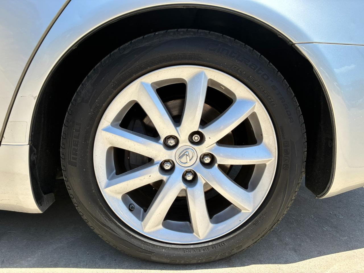 Lexus LS 460 L Luxury Sedan 2007