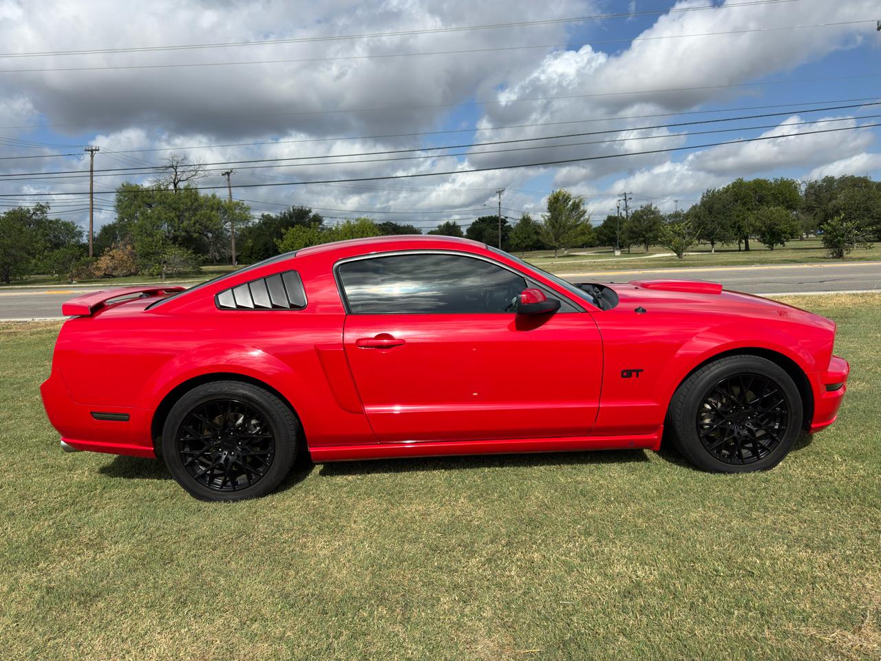 Ford Mustang GT Deluxe Coupe 2007