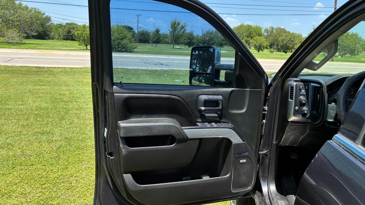 Chevrolet Silverado 2500HD LTZ Crew Cab Long Box 4WD 2015