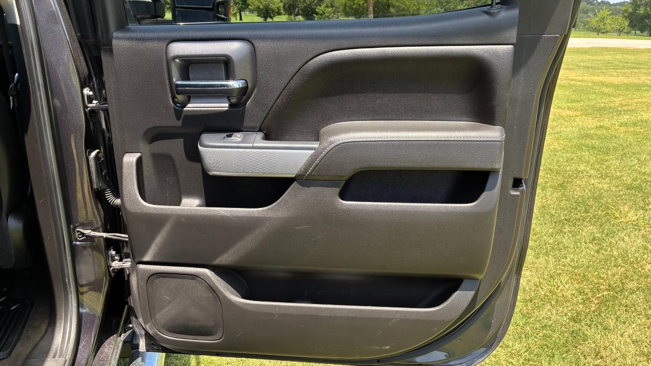 Chevrolet Silverado 2500HD LTZ Crew Cab Long Box 4WD 2015
