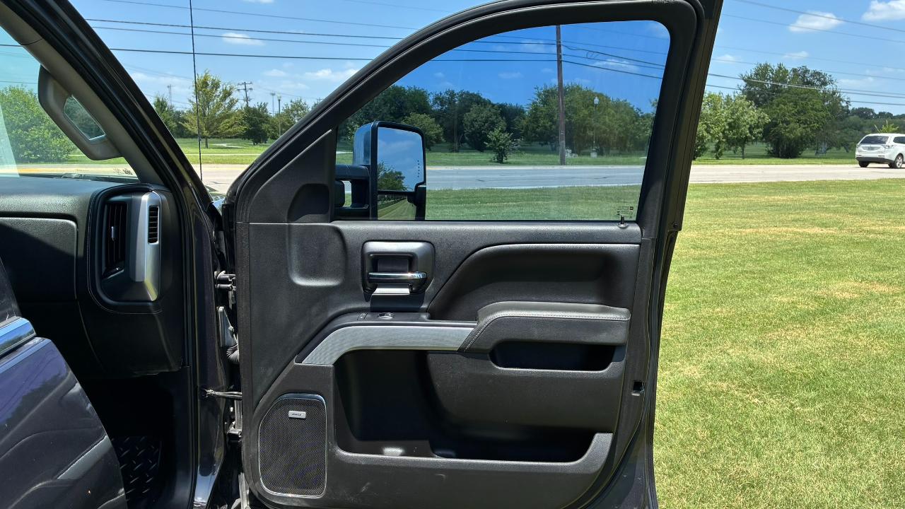 Chevrolet Silverado 2500HD LTZ Crew Cab Long Box 4WD 2015