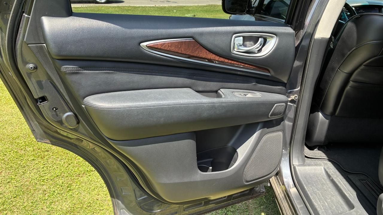 Infiniti JX AWD 2013