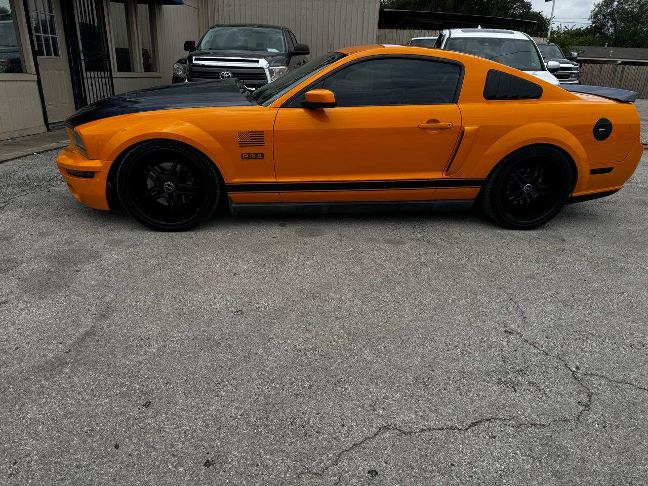 Ford Mustang V6 Deluxe Coupe 2007