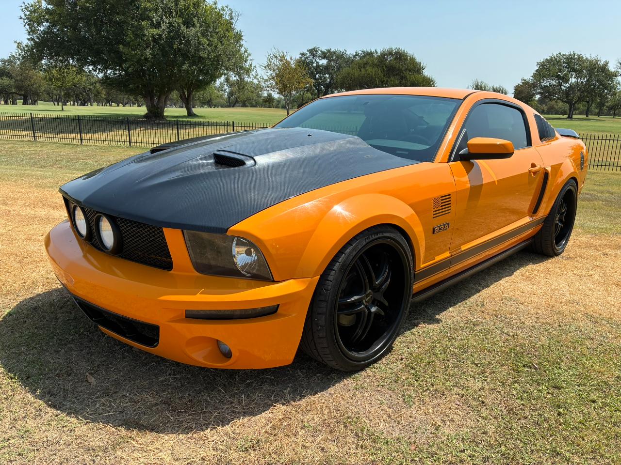 2007 Ford Mustang V6 Deluxe Coupe