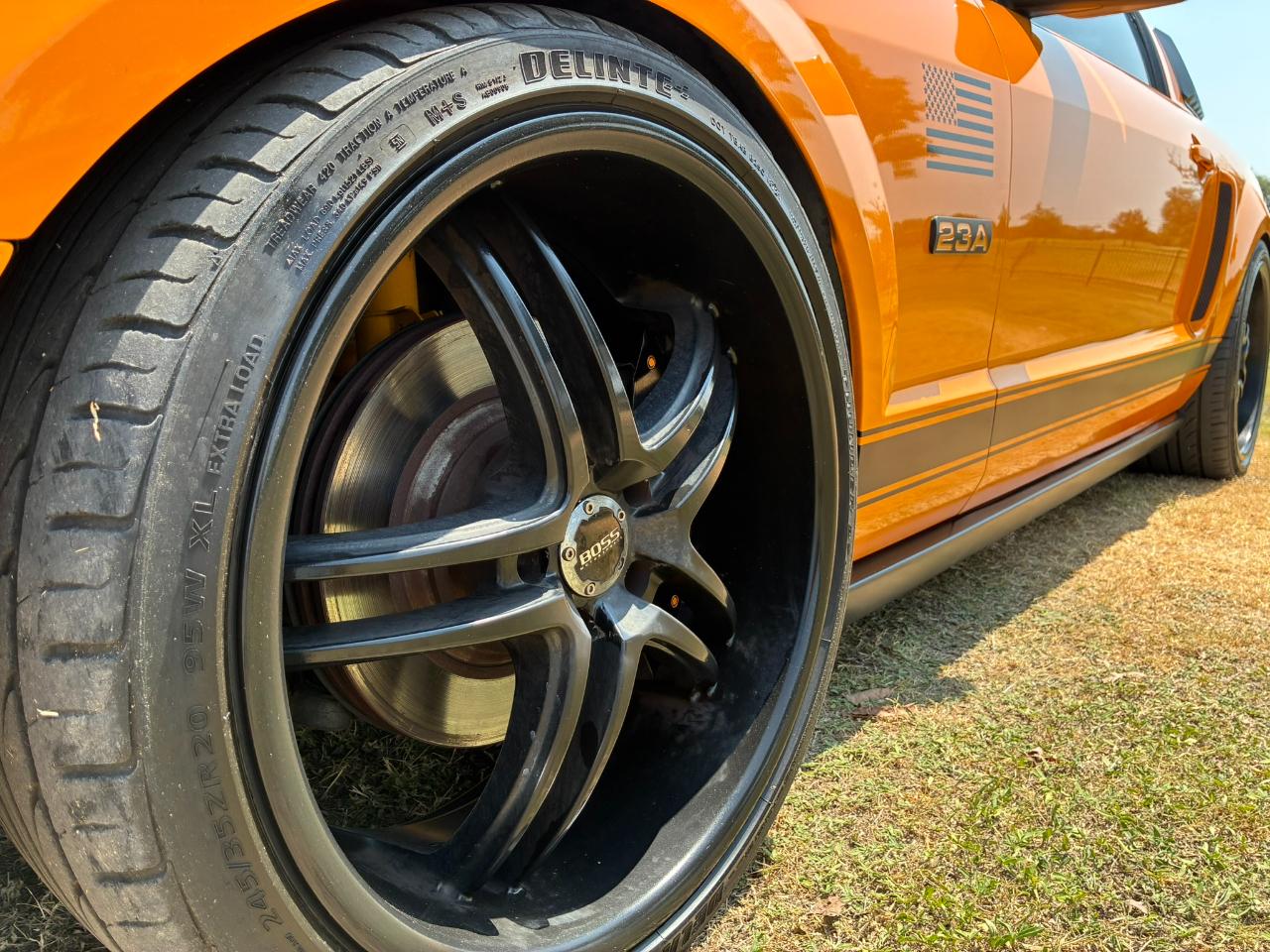 Ford Mustang V6 Deluxe Coupe 2007
