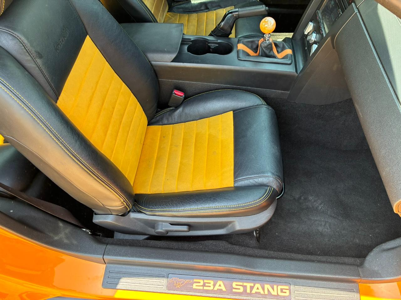 Ford Mustang V6 Deluxe Coupe 2007