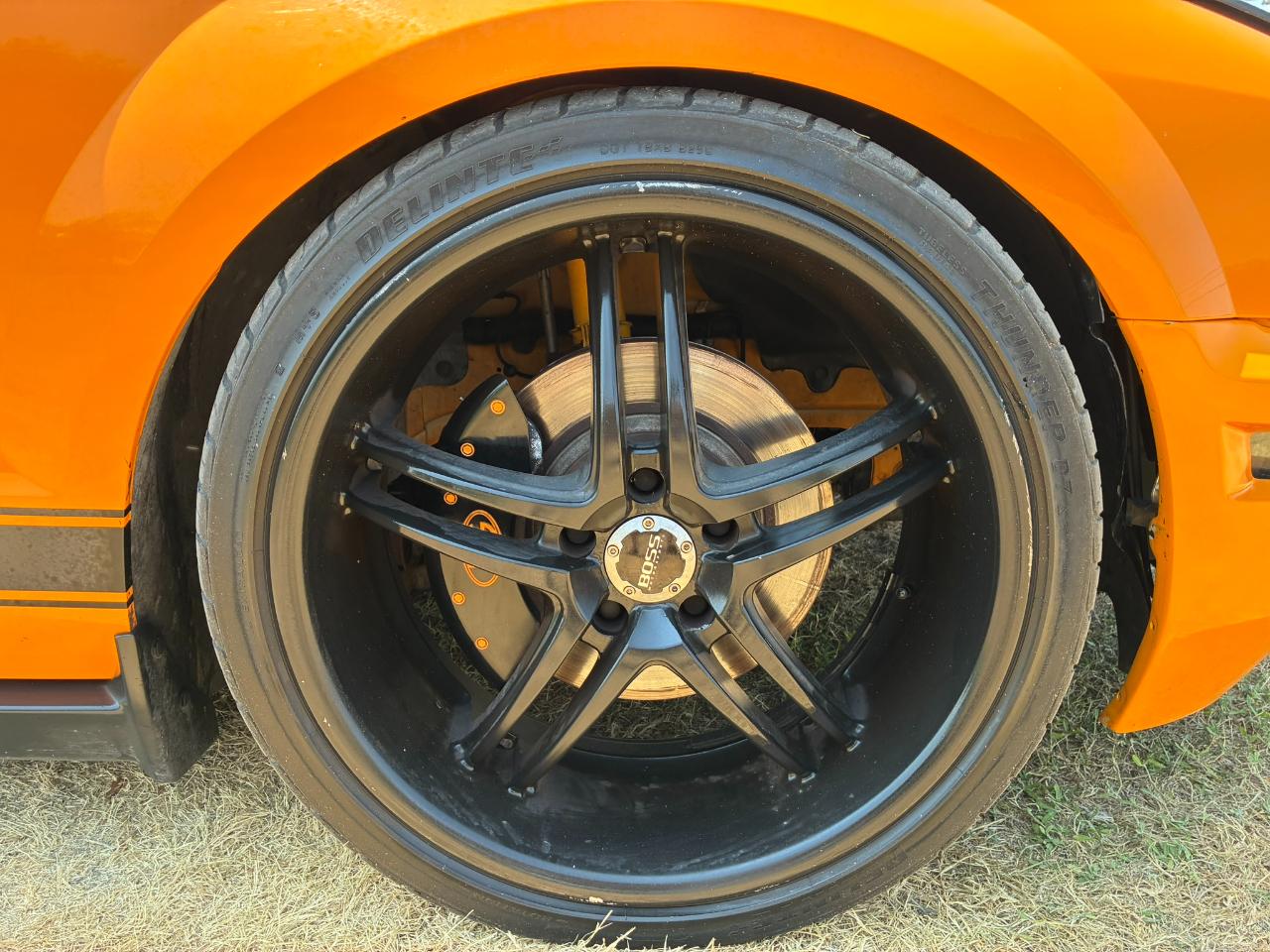 Ford Mustang V6 Deluxe Coupe 2007