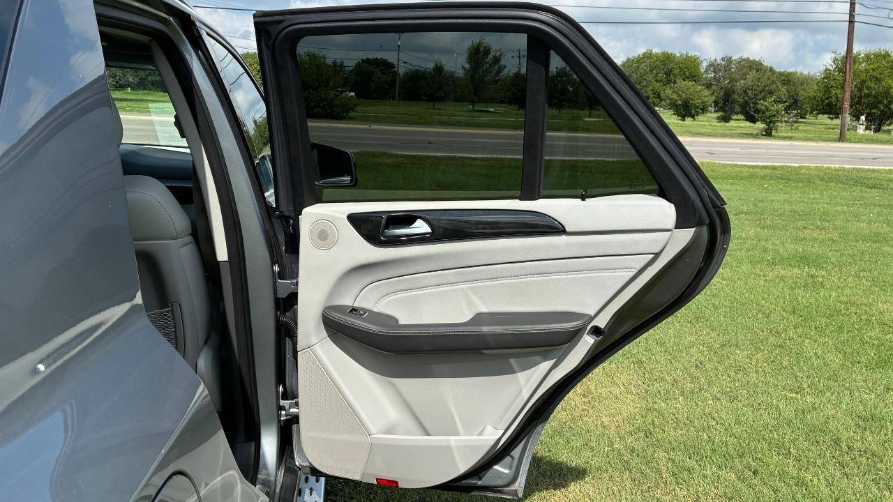Mercedes-Benz M-Class ML350 2015
