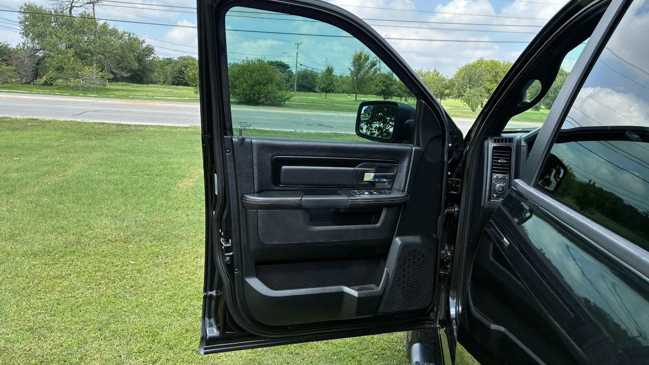 RAM 1500 Rebel Crew Cab SWB 4WD 2018