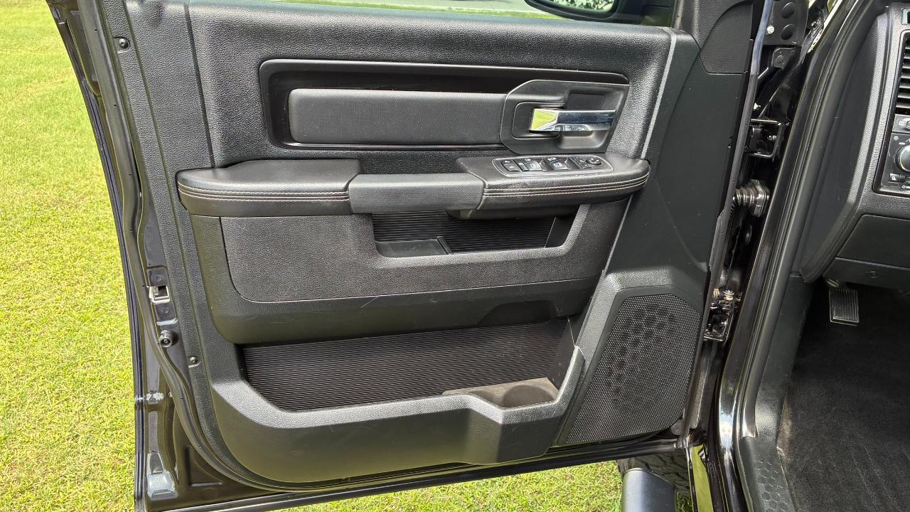 RAM 1500 Rebel Crew Cab SWB 4WD 2018