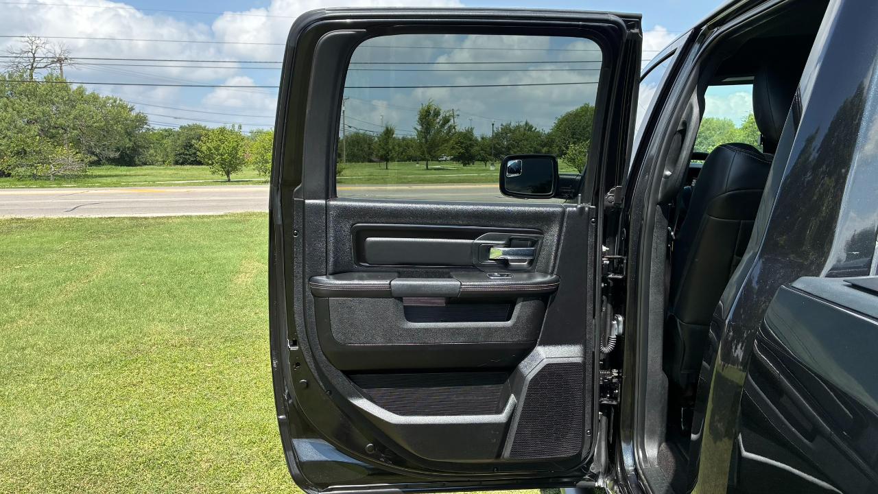 RAM 1500 Rebel Crew Cab SWB 4WD 2018