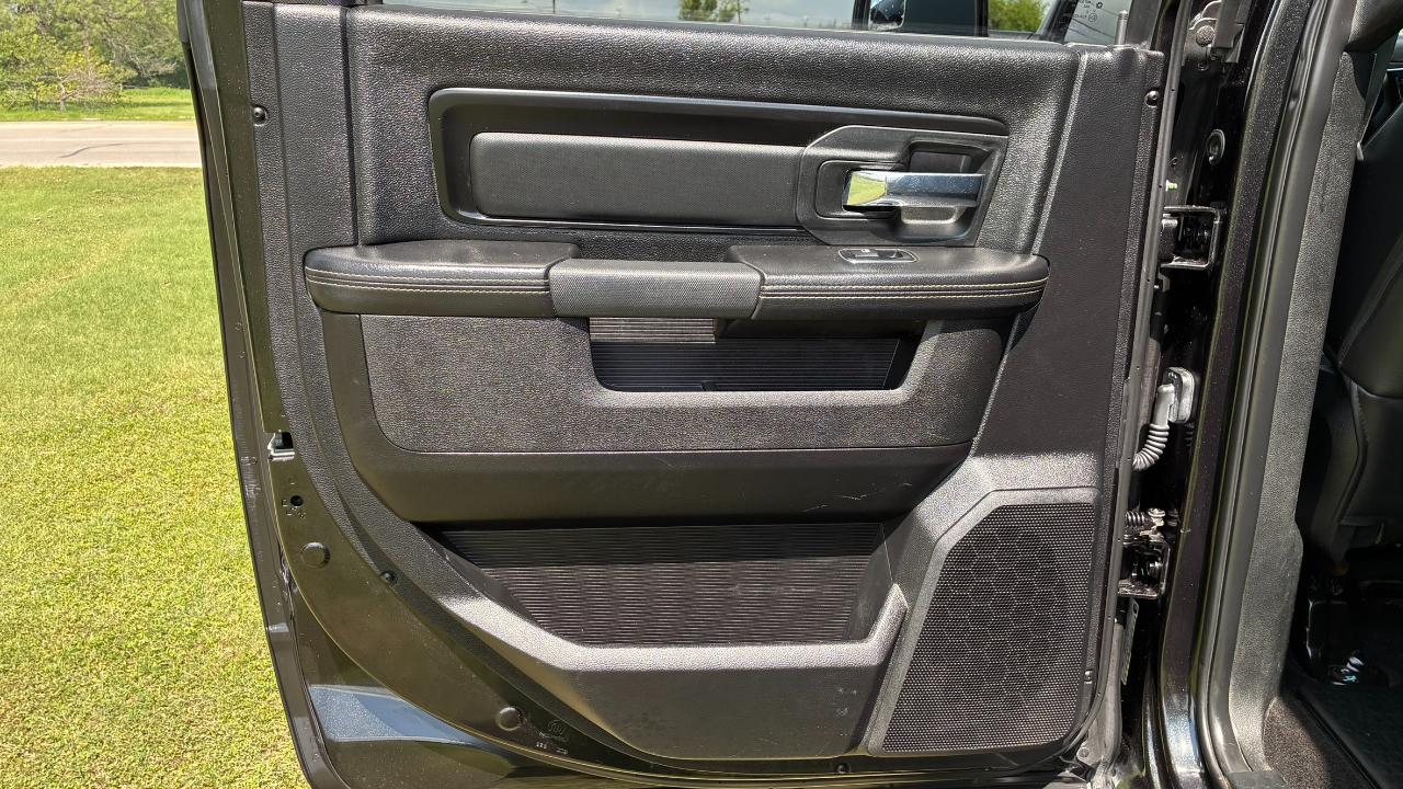 RAM 1500 Rebel Crew Cab SWB 4WD 2018