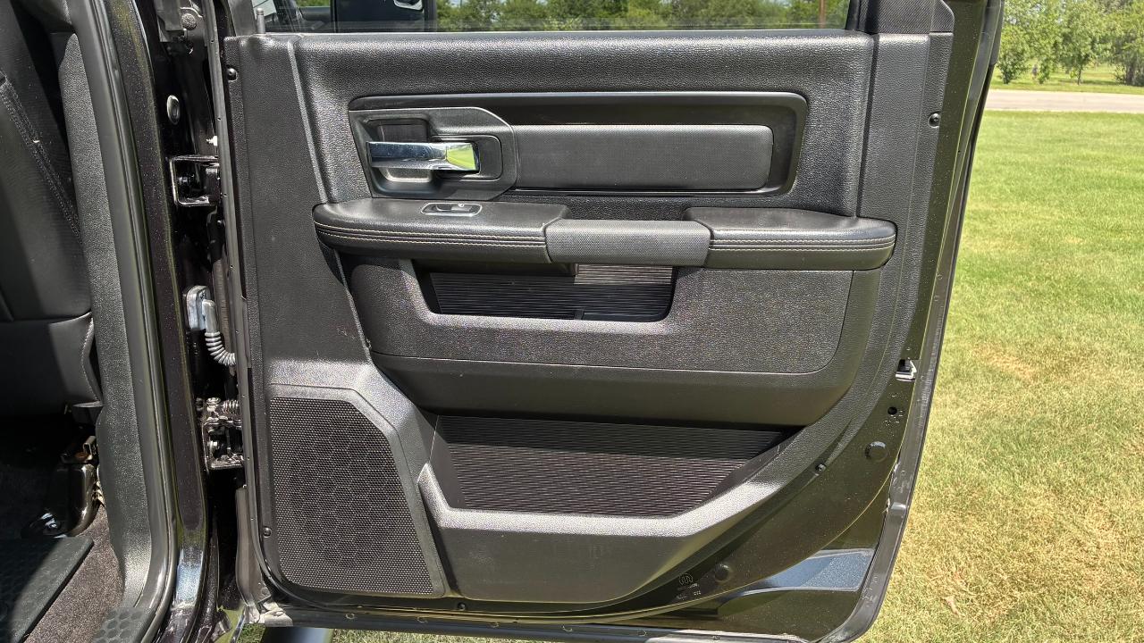 RAM 1500 Rebel Crew Cab SWB 4WD 2018