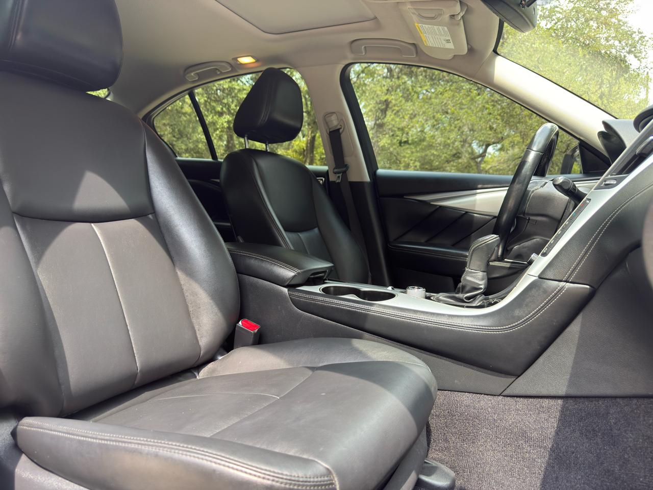 Infiniti Q50 3.0t LUXE 2020