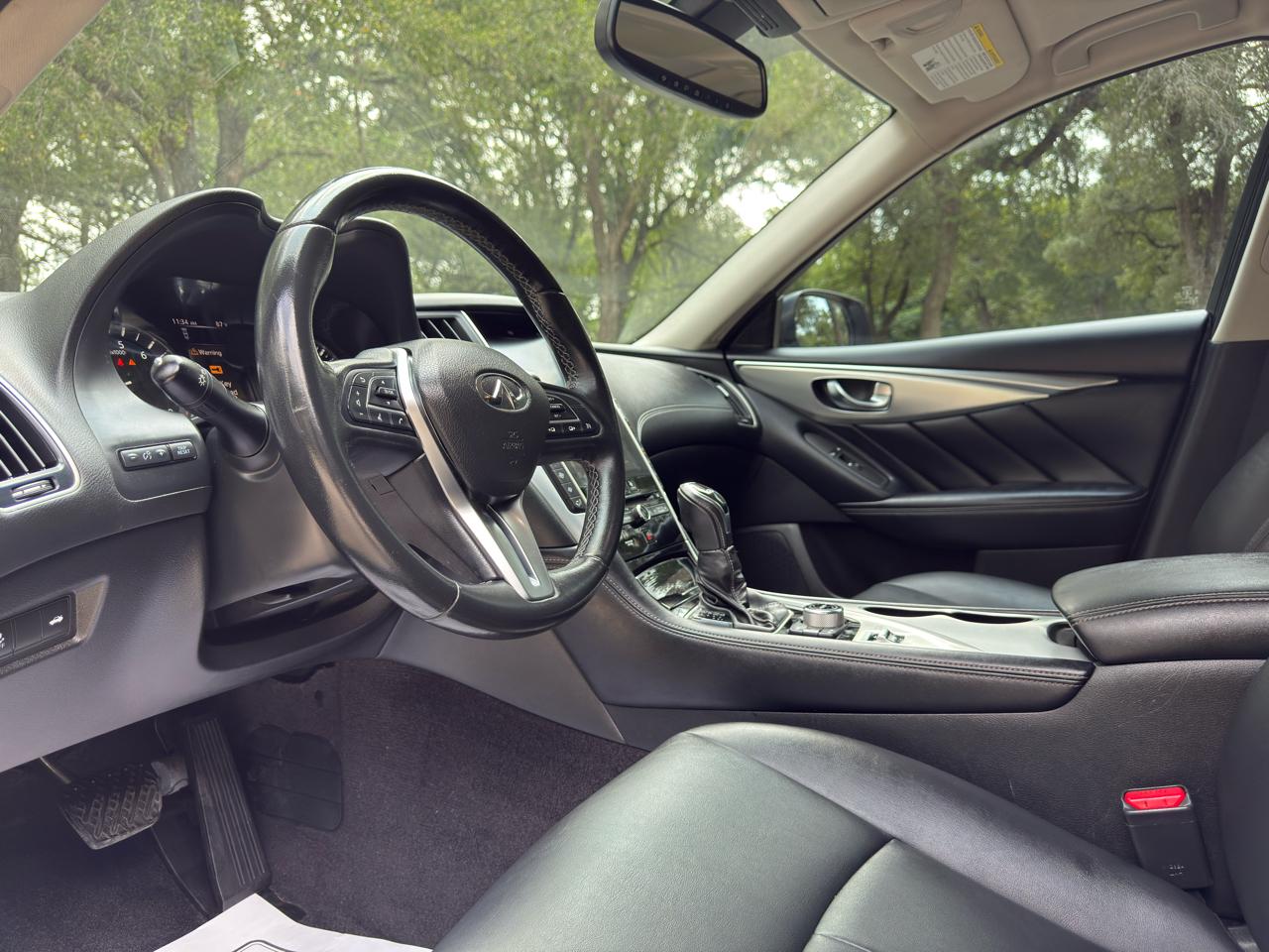 Infiniti Q50 3.0t LUXE 2020