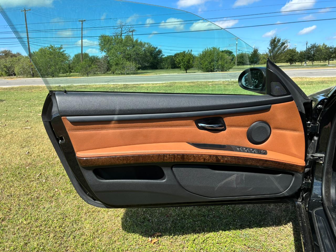 BMW 3-Series 335i Convertible 2008