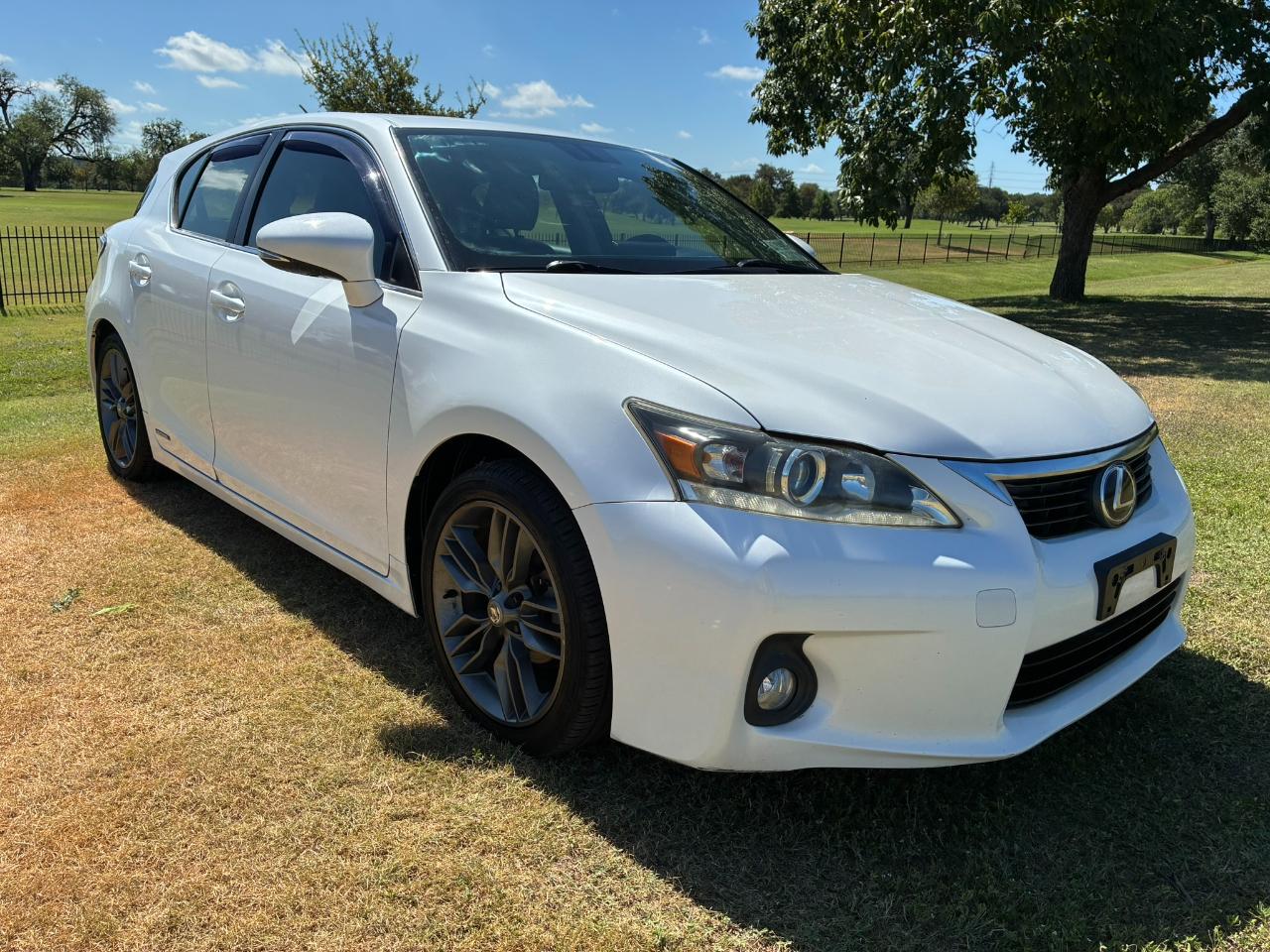 Lexus CT 200h Base 2012