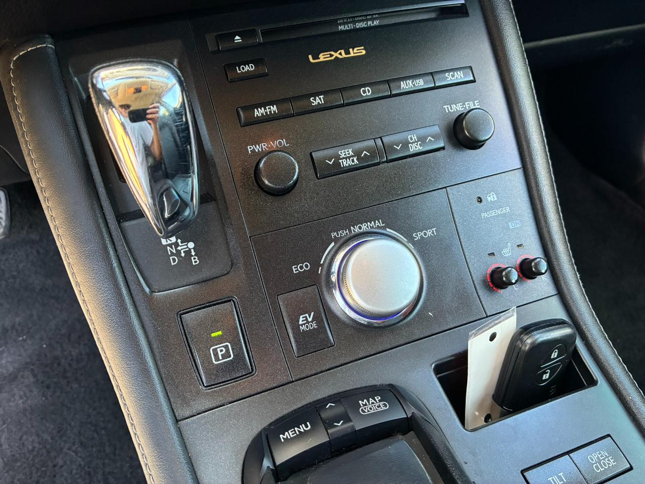 Lexus CT 200h Base 2012