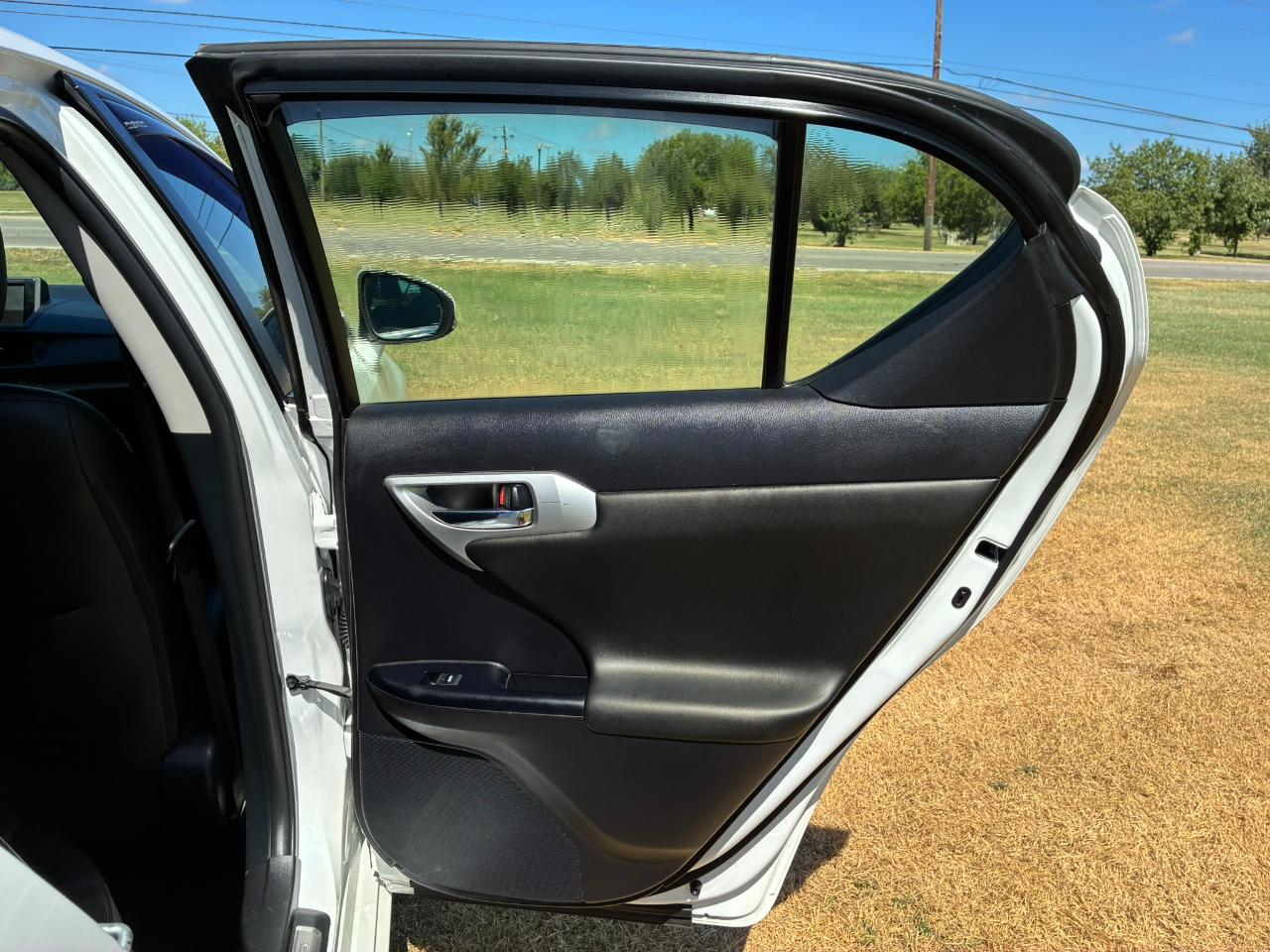 Lexus CT 200h Base 2012