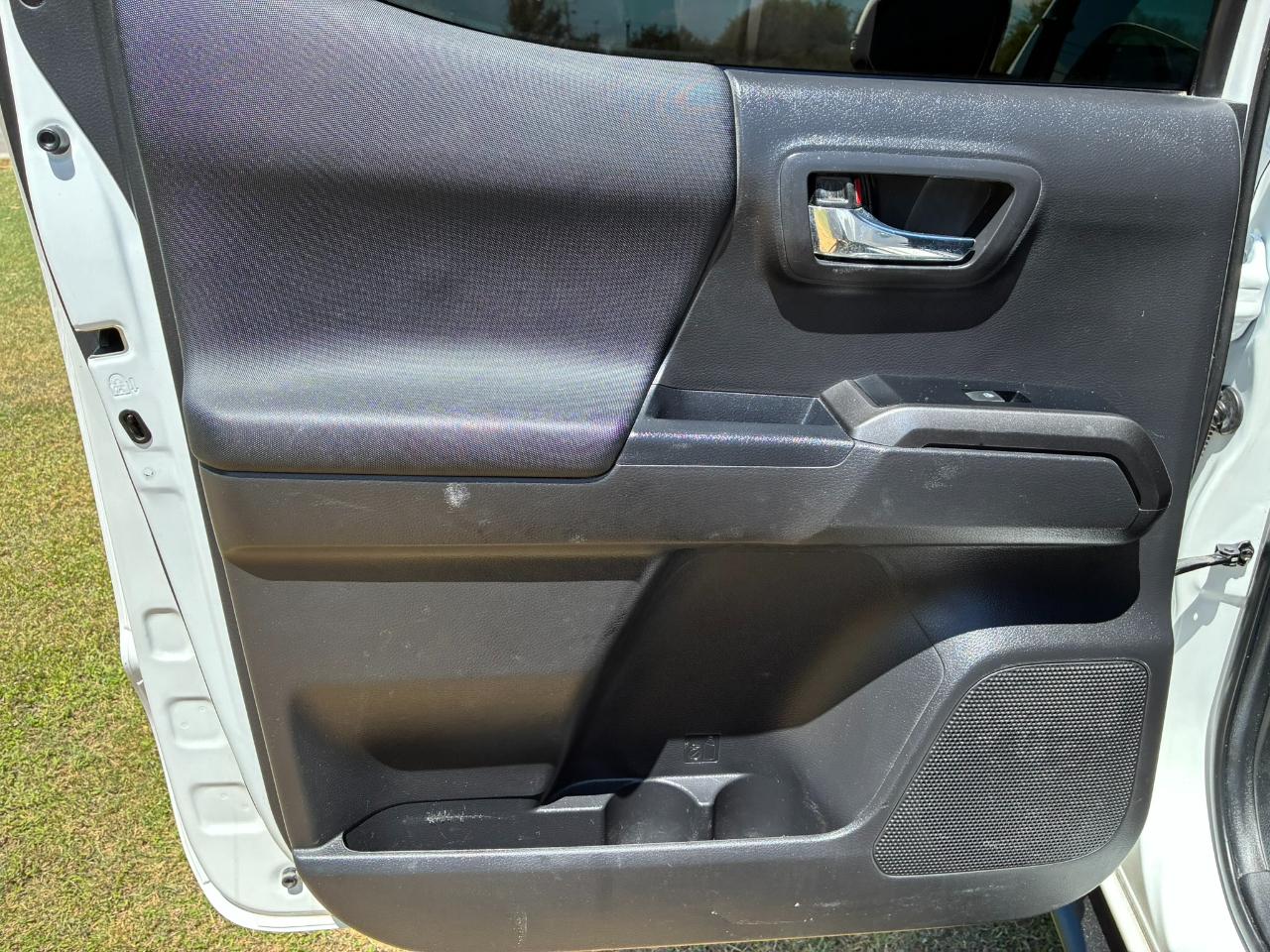 Toyota Tacoma SR5 Double Cab Long Bed V6 6AT 4WD 2023