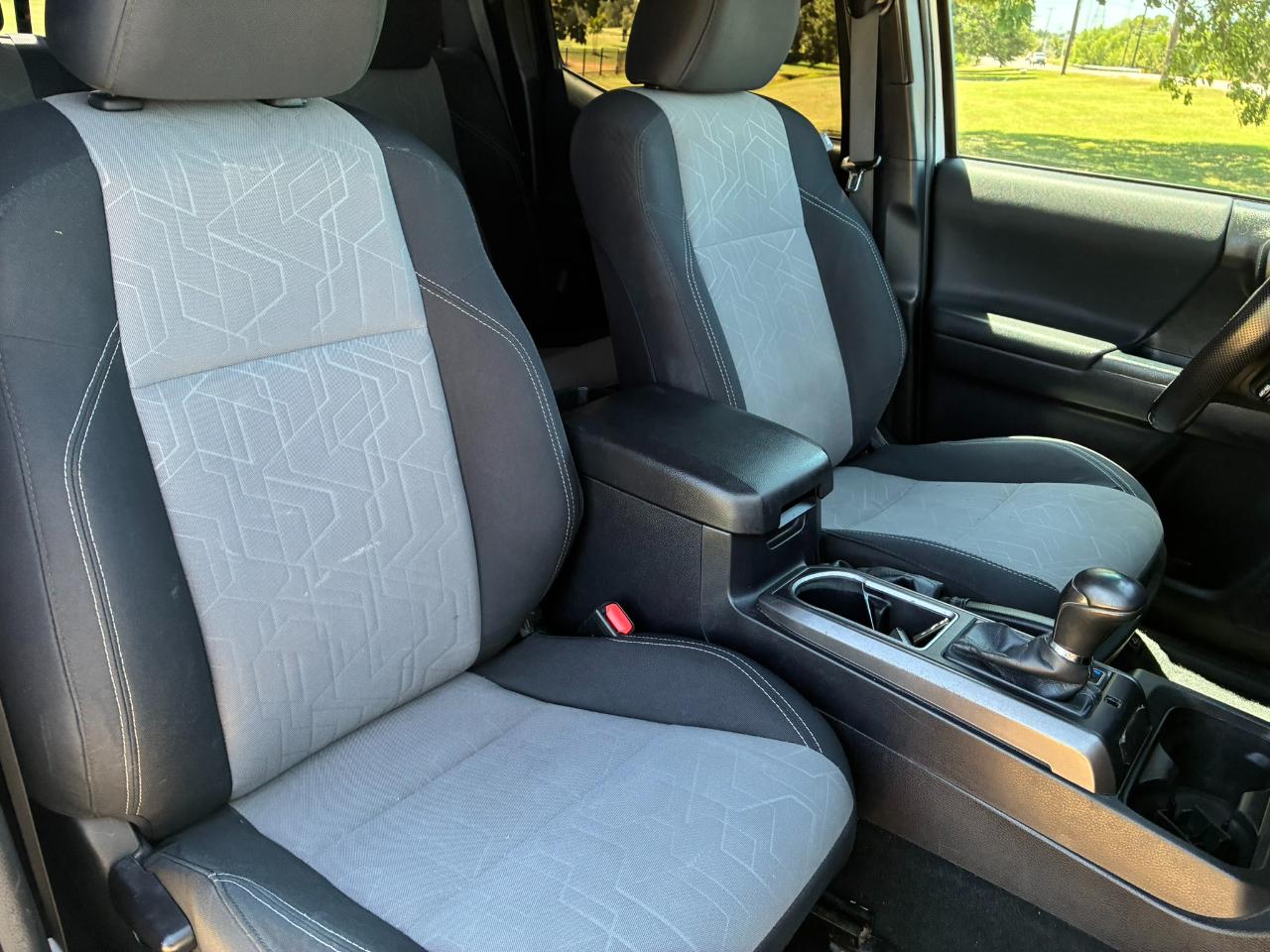 Toyota Tacoma SR5 Double Cab Long Bed V6 6AT 4WD 2023