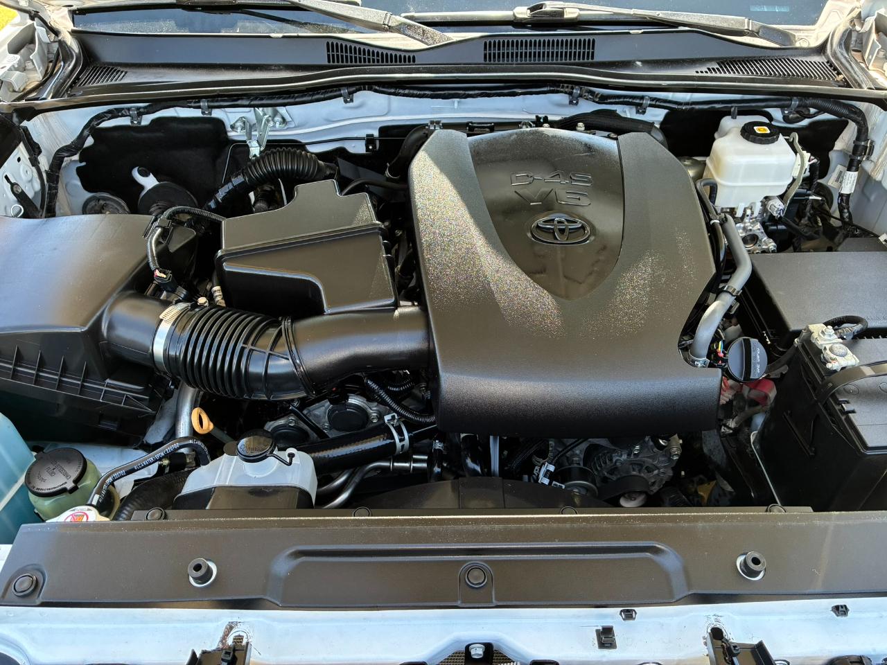 Toyota Tacoma SR5 Double Cab Long Bed V6 6AT 4WD 2023
