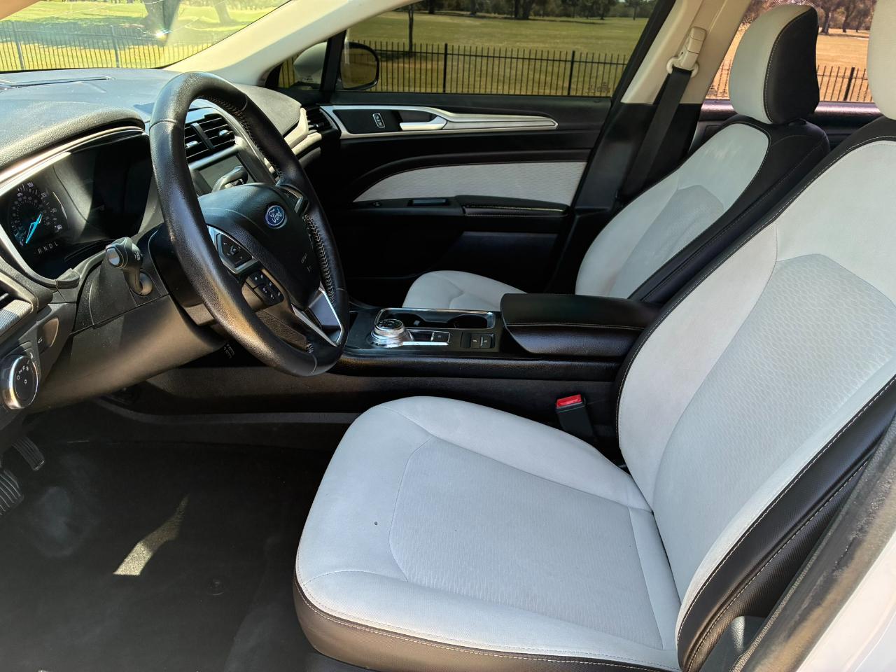 Ford Fusion SE 2020