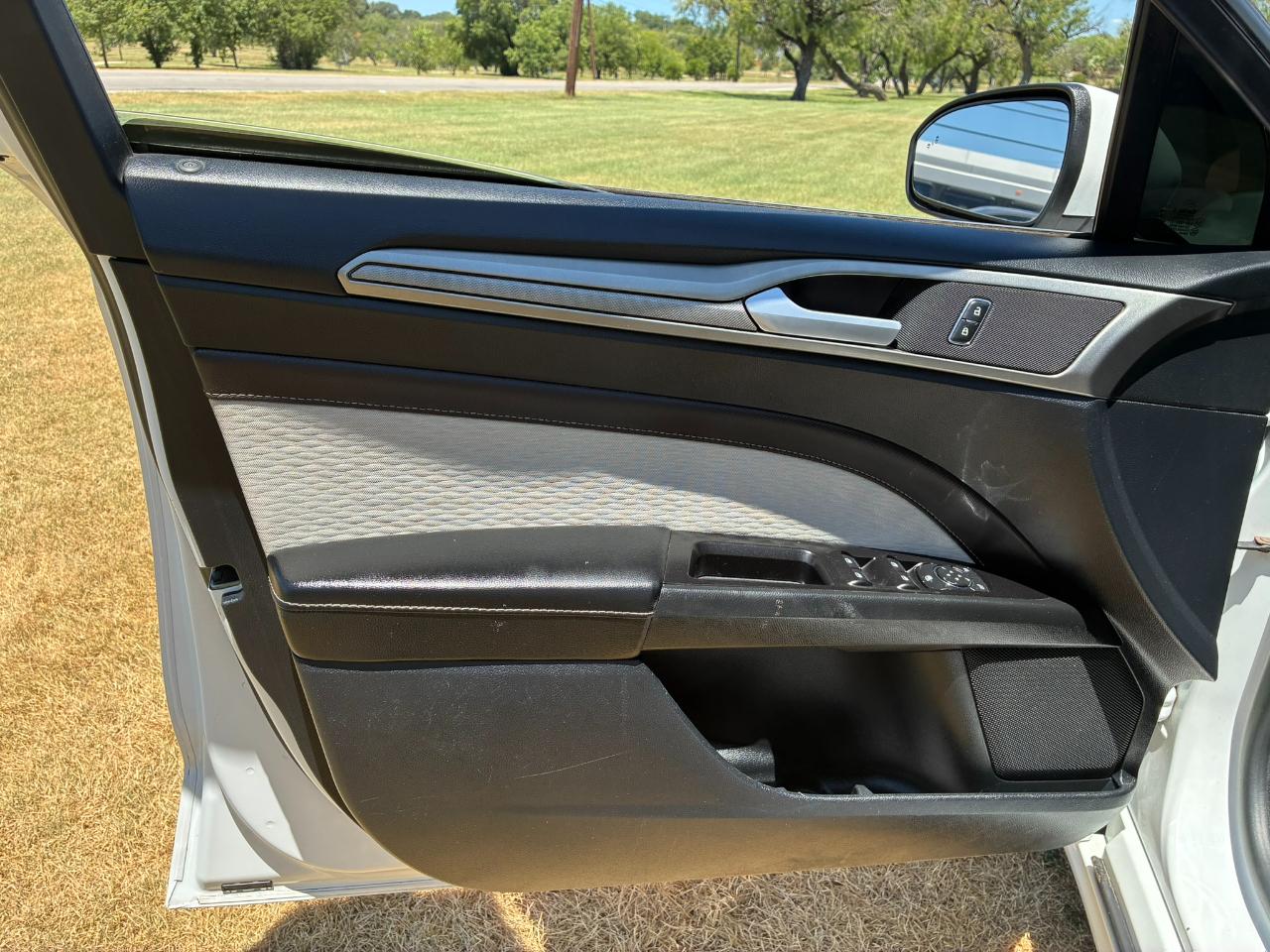 Ford Fusion SE 2020