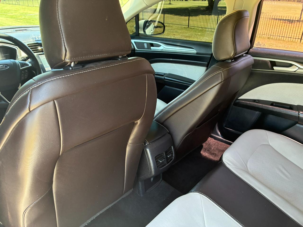 Ford Fusion SE 2020