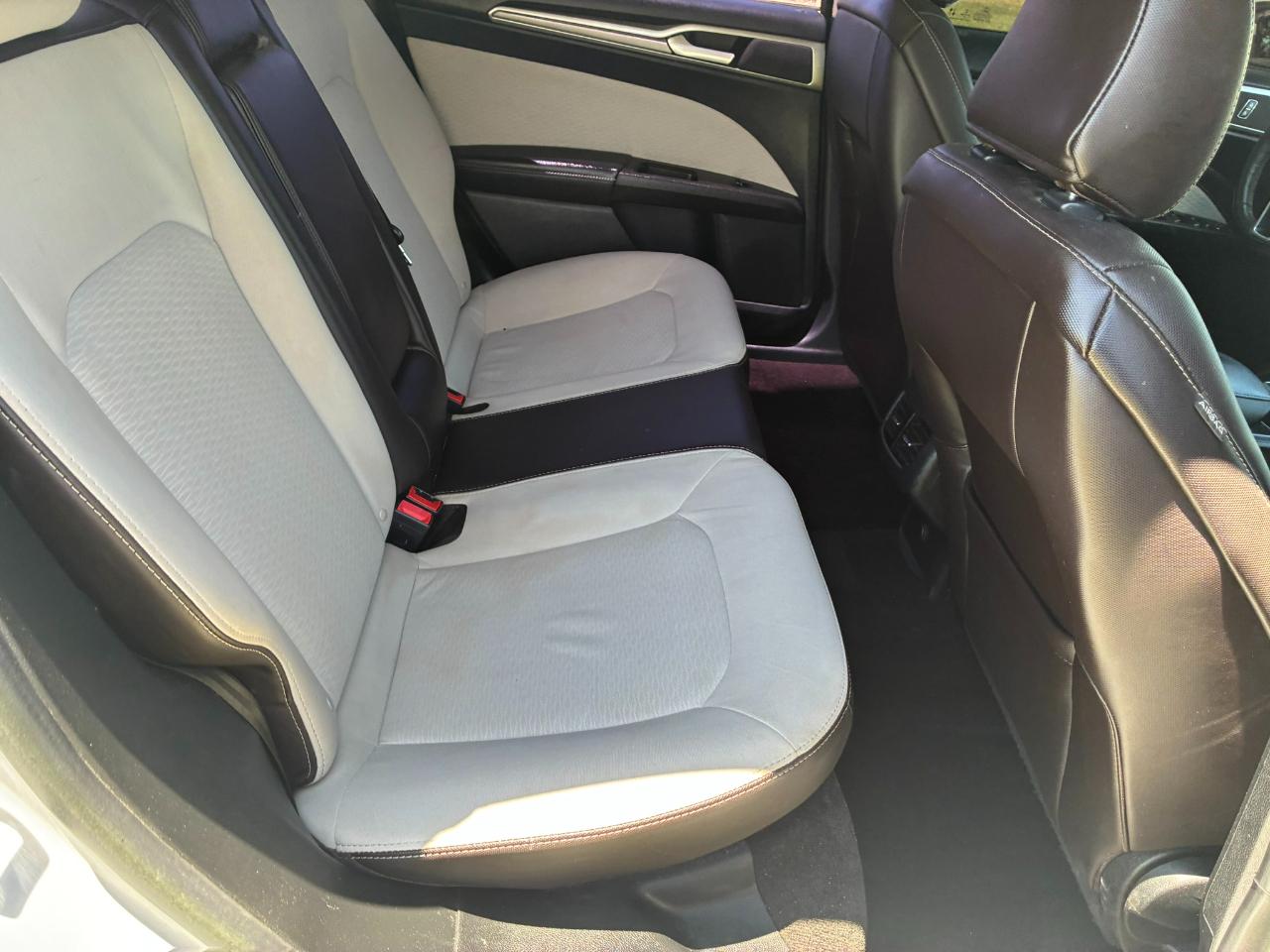 Ford Fusion SE 2020